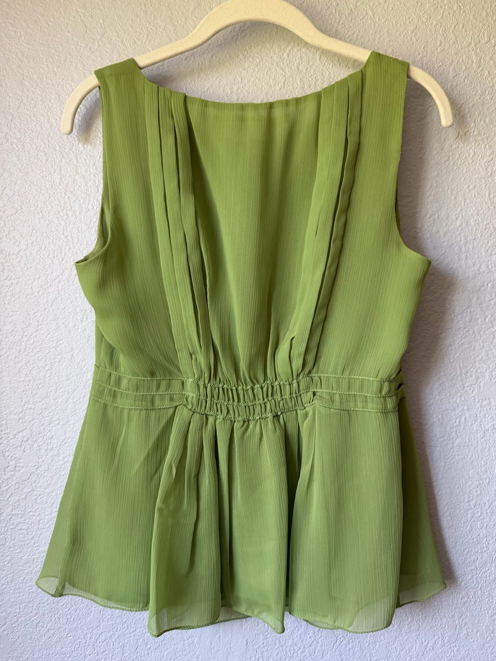 SOLD / Studio M Sleeveless Pleated Waist-Detail Peplum Blouse, EUC. Small - Picture 4 of 8